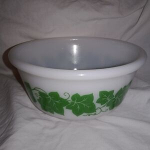 Mid Century Modern Hazel Atlas Ivy Bowl Replacement 5 7/8" Diameter 3" Tall